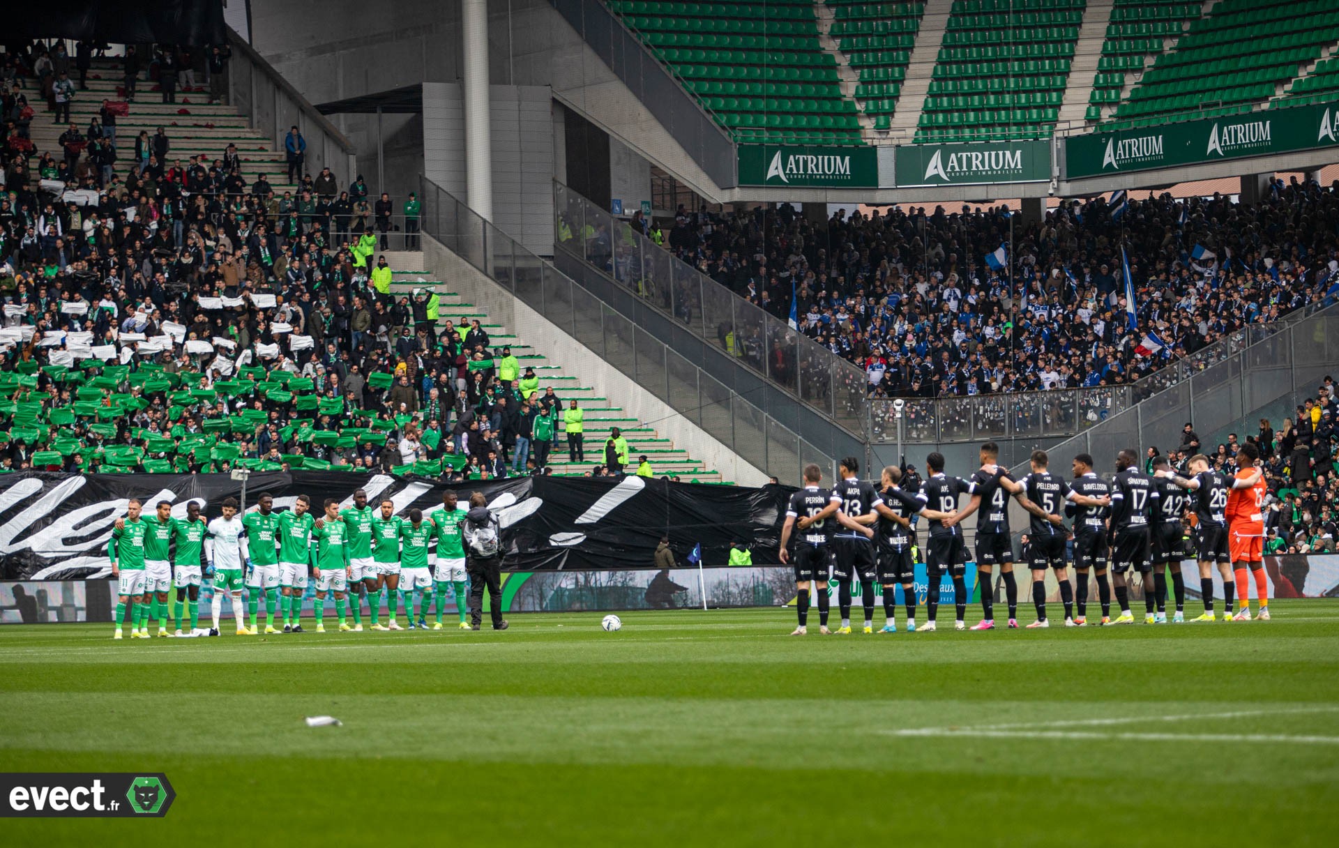 https://www.envertetcontretous.fr/images/content/upload/2024/03/ASSE-EVECT-stade-supporters-tribunes-1127205383.jpg